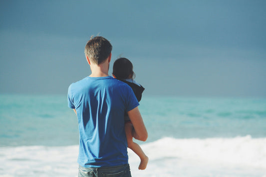 10 Sweet Bedtime Moments to Celebrate Dad and Baby