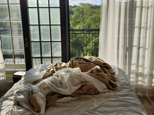The Best Summer Bedding Materials for a Cool and Comfortable Sleep