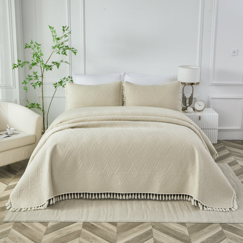 This bedroom features a Brandream Quilt Set.