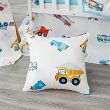 This pillow is using Brandream pillow sham.
