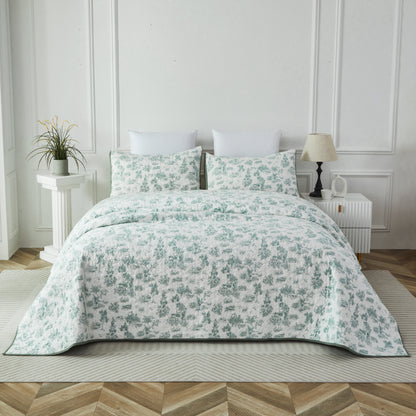 This bedroom features a Brandream Quilt Set.