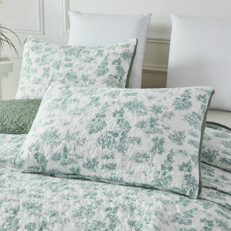 This pillow is using Brandream pillow sham.