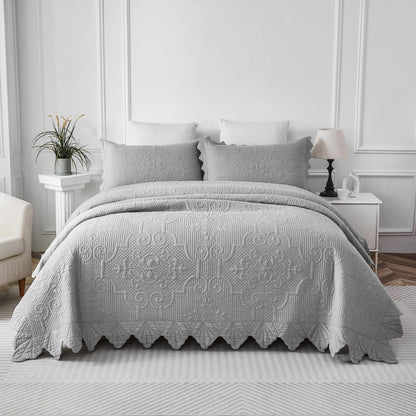 This bedroom features a Brandream Quilt Set.