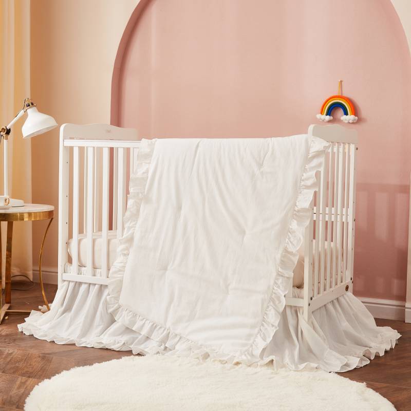 Brandream's baby comforter is very soft.