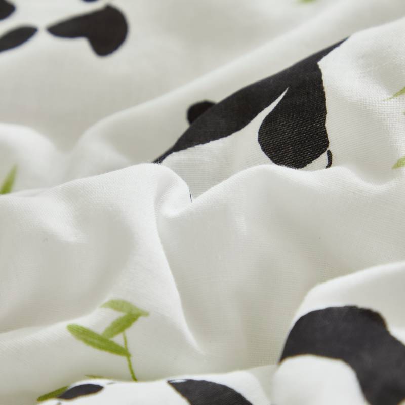 Brandream's toddler comforter is comfort.