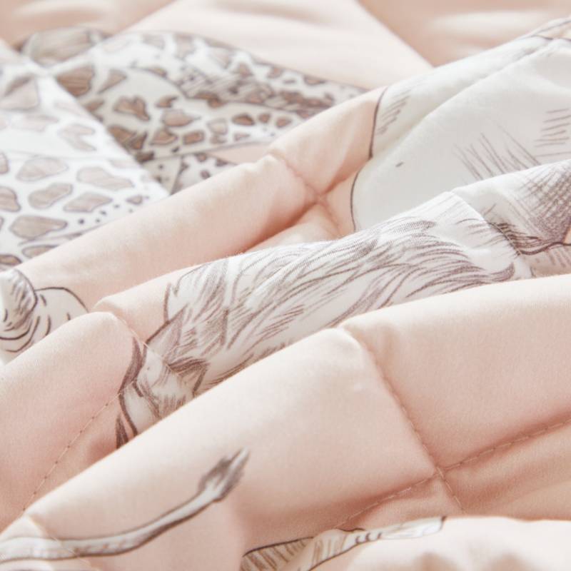 Brandream's toddler comforter is comfort.