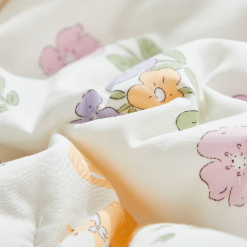 Brandream's toddler comforter is comfort.