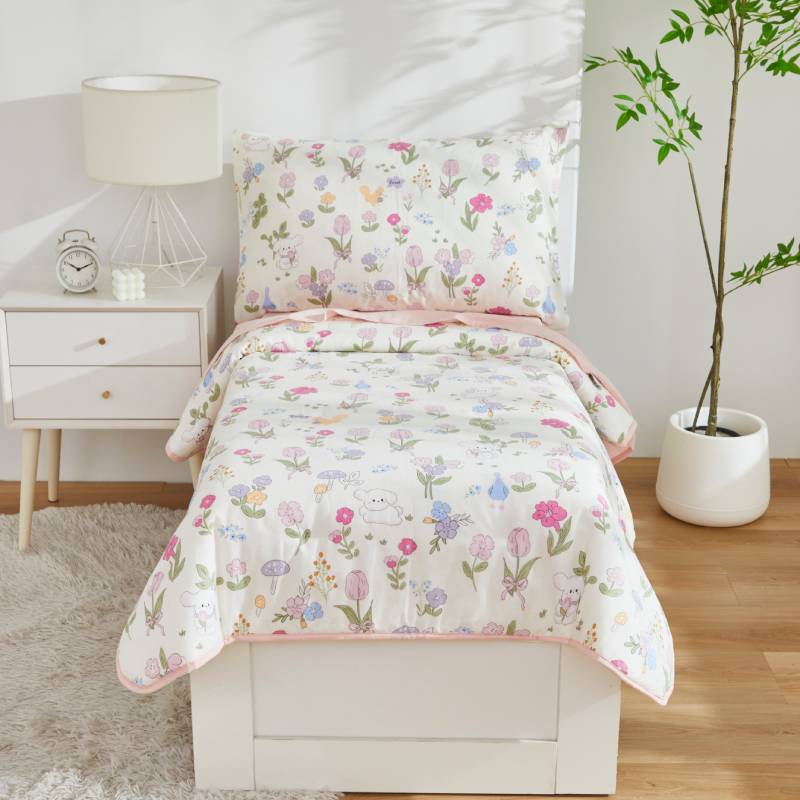 This bedroom features a Brandream Toddler Bedding Set.