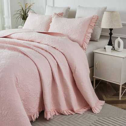 This bedroom features Brandream's quilt/coverlet and pillow sham.