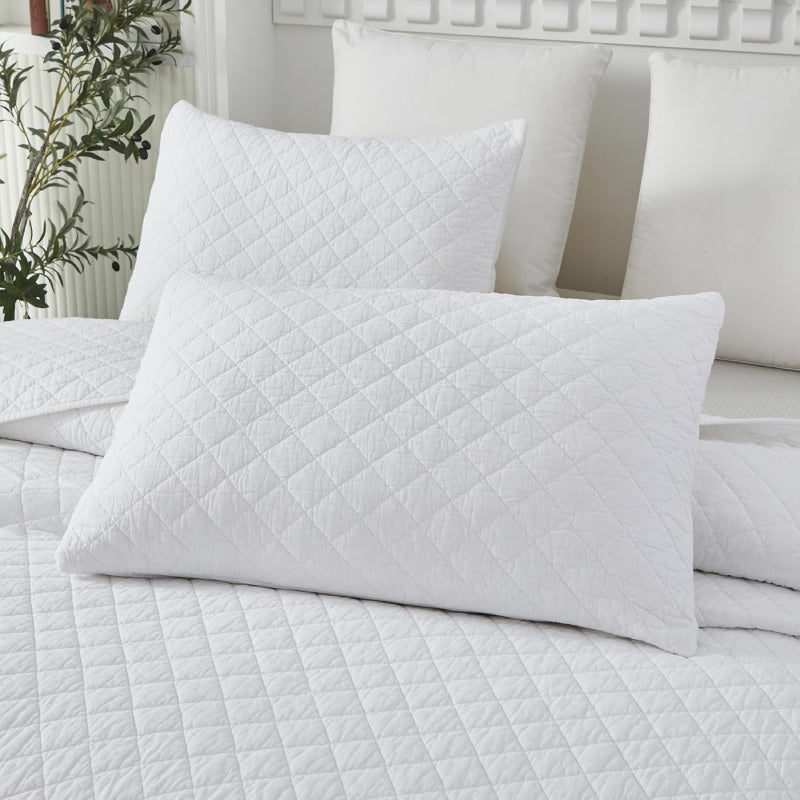 white quilt
