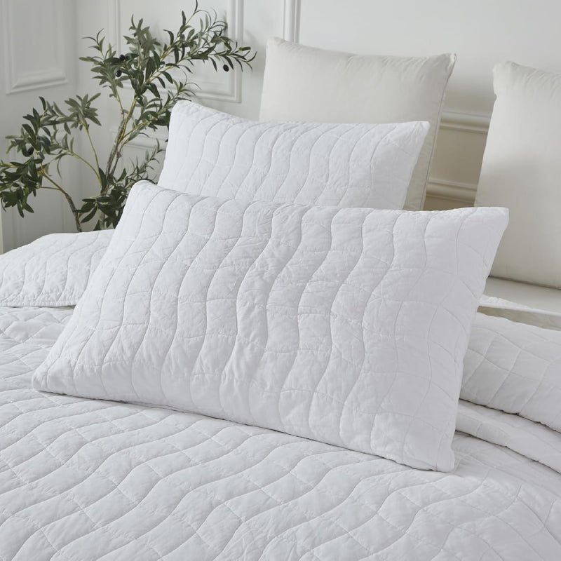 neutral white bedding