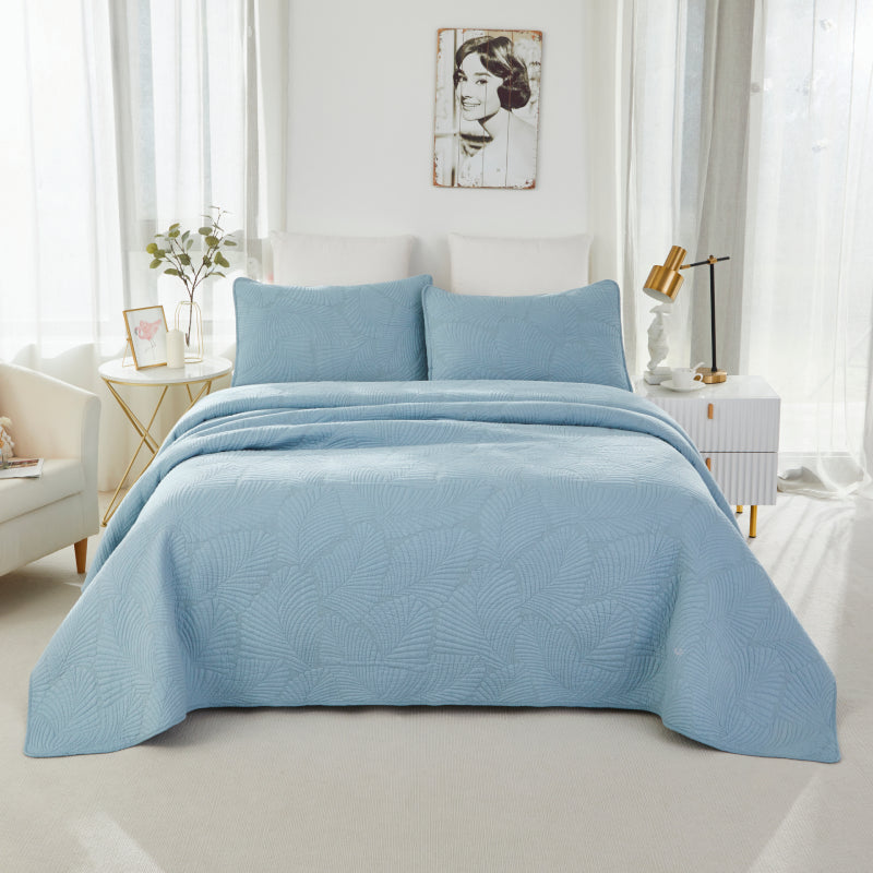 neutral quilt