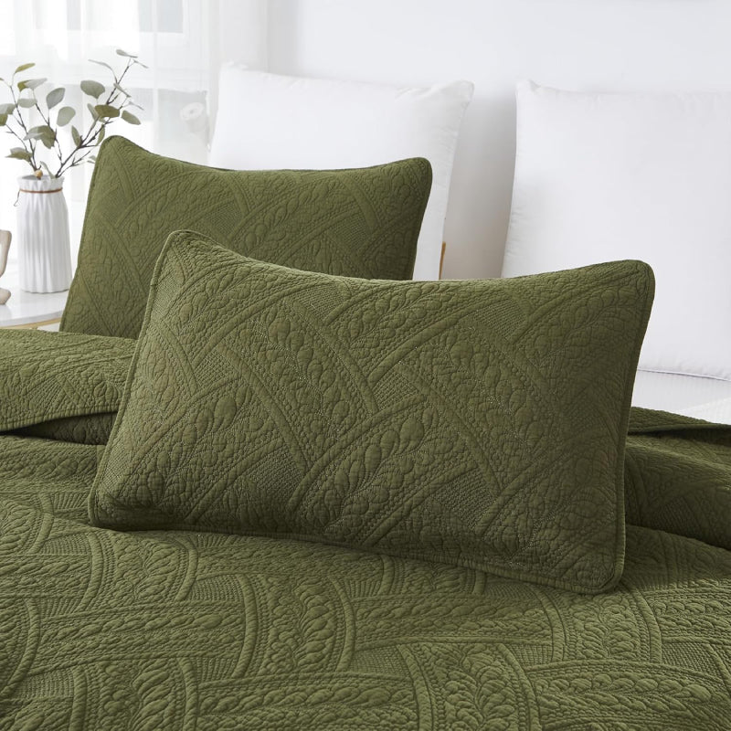 green bedspread