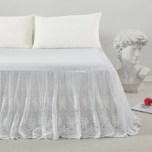 This bedroom features Brandream's bed skirt.