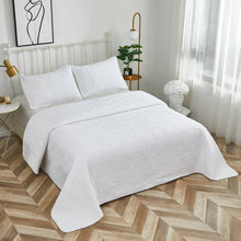 This bedroom features Brandream's quilt/coverlet and pillow sham.