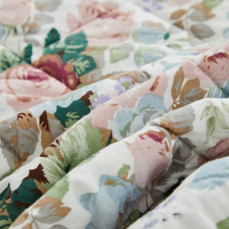 Brandream's toddler comforter is comfort.