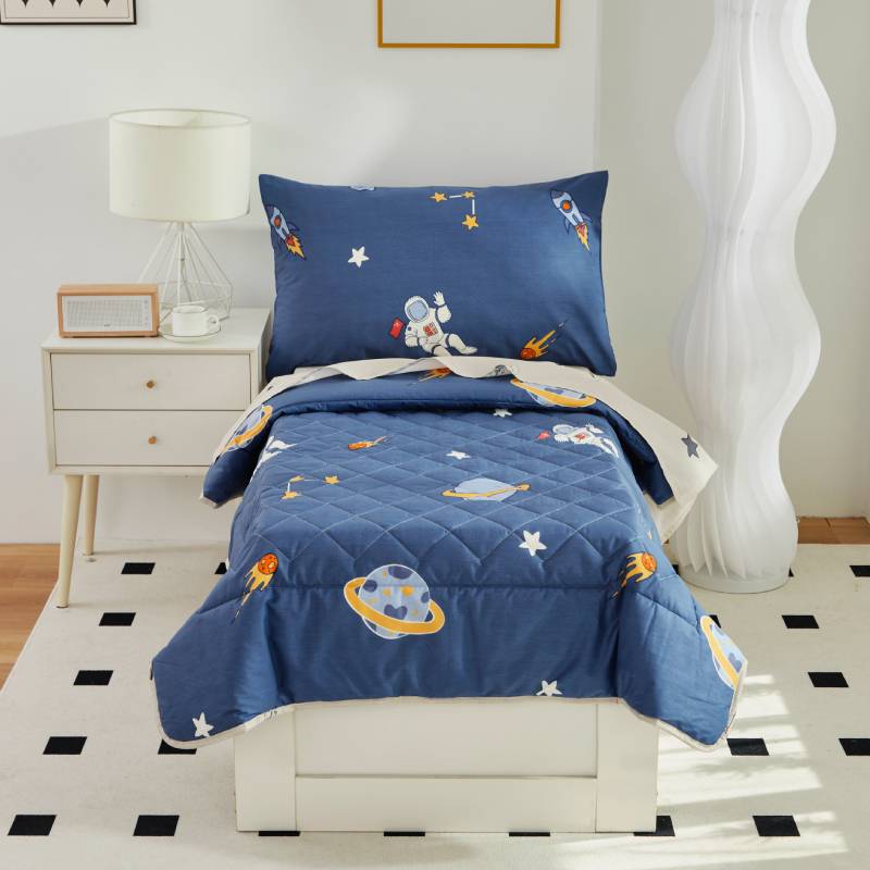 This bedroom features a Brandream Toddler Bedding Set.