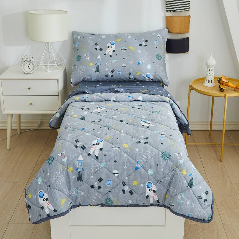 This bedroom features a Brandream Toddler Bedding Set.