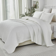 This bedroom features Brandream's quilt/coverlet and pillow sham.