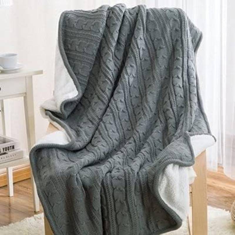 Brandream's throw blankets are lightweight and warm！