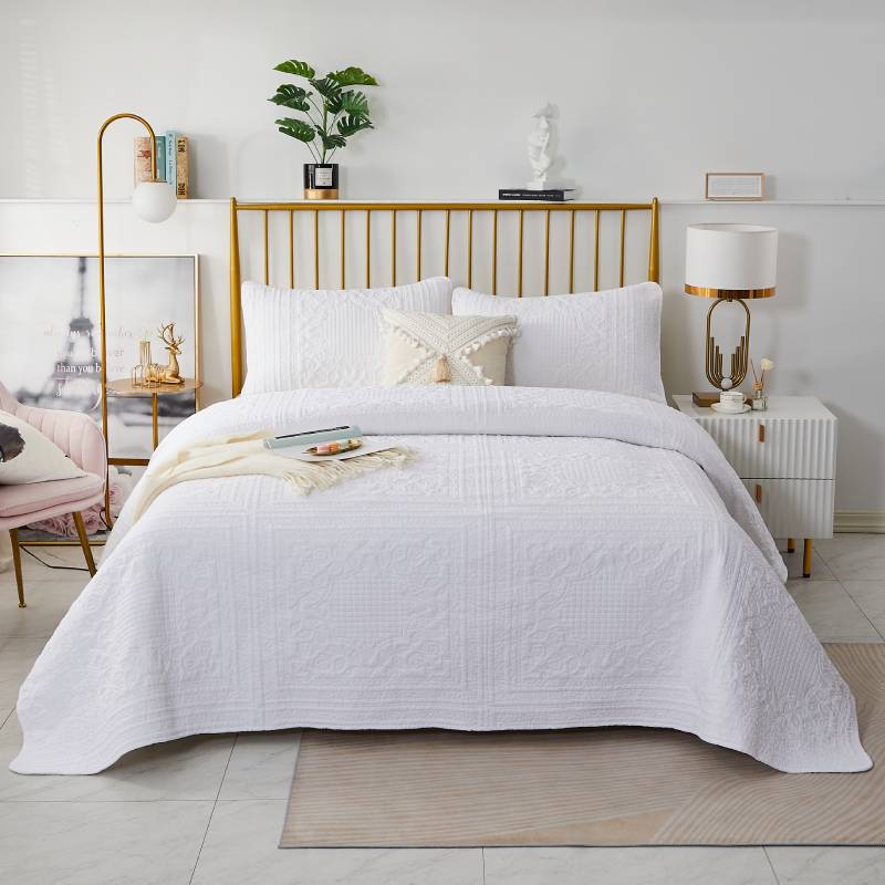 This bedroom features a Brandream Quilt Set.