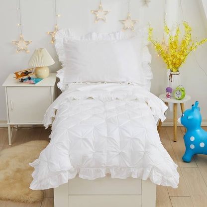 This bedroom features a Brandream Toddler Bedding Set.